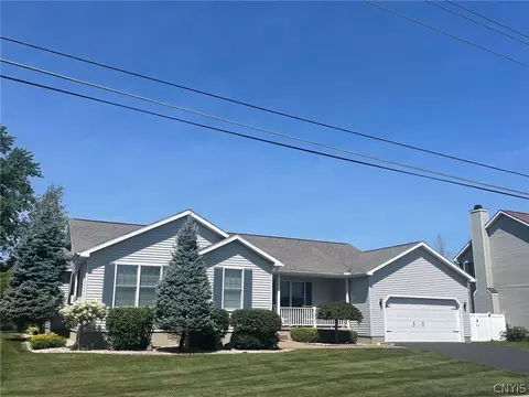 291 Betsinger Rd, Sherrill, NY 13461