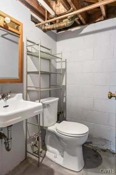 Bath - 182 Hinman Rd, German Flatts, NY 13407 photo 4 of 4