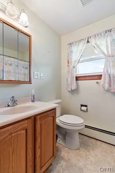 Bath - 182 Hinman Rd, German Flatts, NY 13407 photo 1 of 4