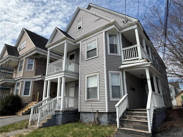 930 Brayton Park Pl, Utica, NY 13502