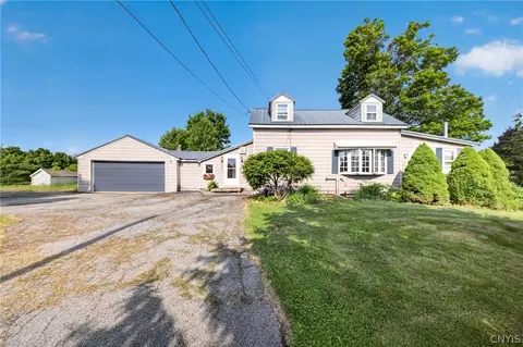 4301 Young Rd, Onondaga, NY 13215