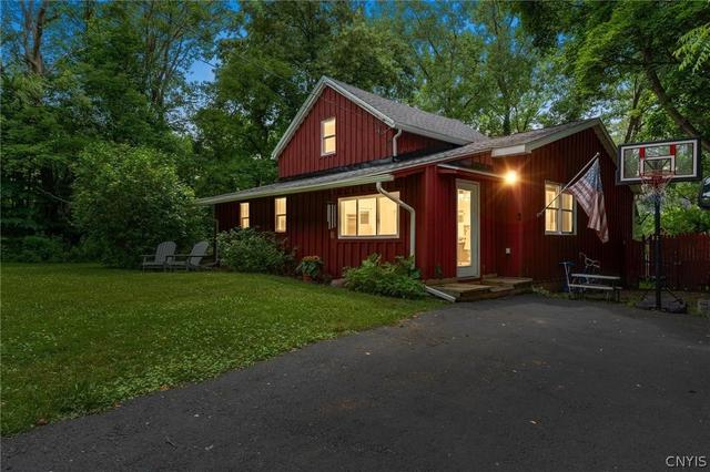 316 Rockwell Rd, Onondaga, NY 13120