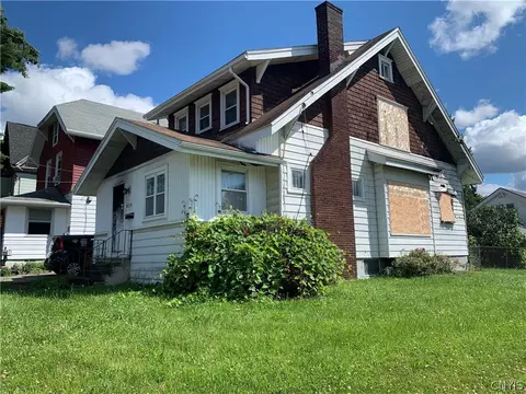 2119 Grant Blvd, Syracuse, NY 13208