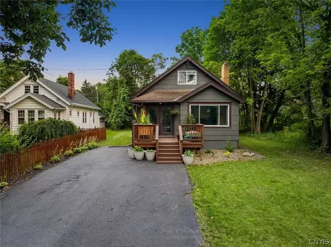 5904 E Seneca, Onondaga, NY 13078