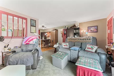 Living - 4 Apple Tree Ln, Liverpool, NY 13090 photo 1 of 1