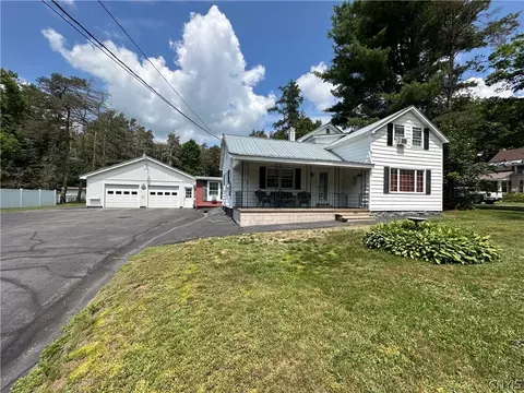 114 Woodgate Dr, Boonville, NY 13309