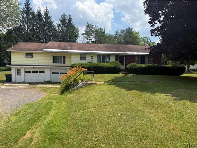 2110 County Route 176, Volney, NY 13069