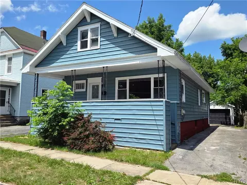 1216 Oak St, Utica, NY 13502