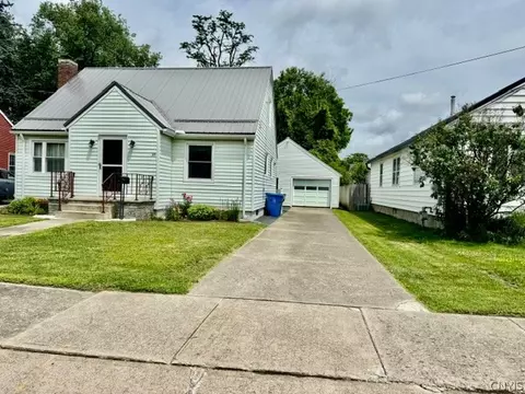 18 Stewart Pl, Cortland, NY 13045