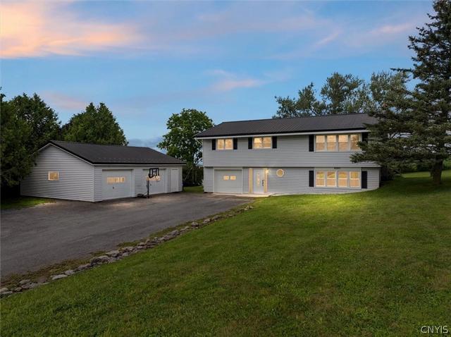 6205 Mclain Rd, Augusta, NY 13425