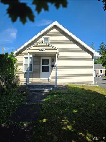 1226 Hilton Ave, Utica, NY 13501
