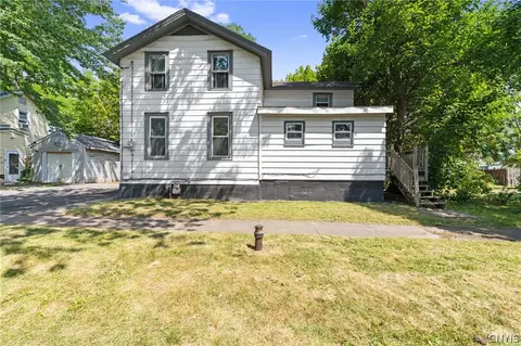 303 Ellis St, East Syracuse, NY 13057