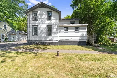 303 Ellis St, East Syracuse, NY 13057
