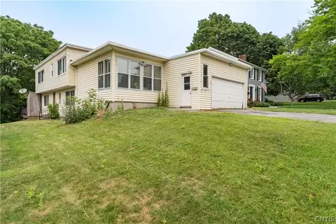 287 Thompson Blvd, Watertown, NY 13601
