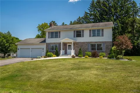 65 Woodberry Rd, New Hartford, NY 13413