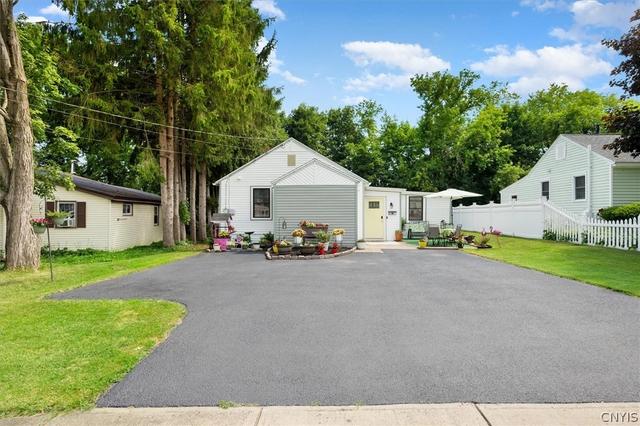 132 S Crescent Dr, Rome, NY 13440