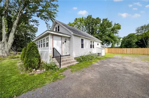 1245 Kingdom Rd, Van Buren, NY 13027