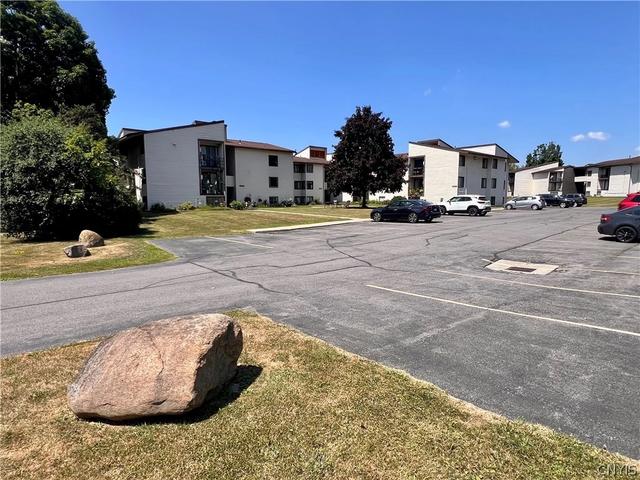 435 Idlewood Blvd, Van Buren, NY 13027