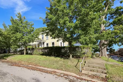 Exterior - 89 E Mohawk St, Oswego, NY 13126 photo 2 of 2