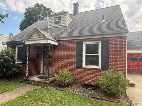 142 Marlboro Rd, Utica, NY 13501