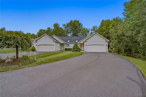 8424 Marco Ln, Lysander, NY 13027
