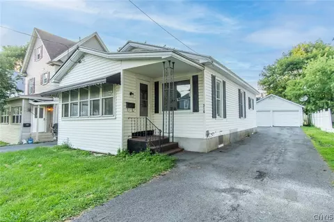 316 W Woodruff St, Watertown, NY 13601