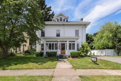 426 S 4th St, Fulton, NY 13069 photo 1