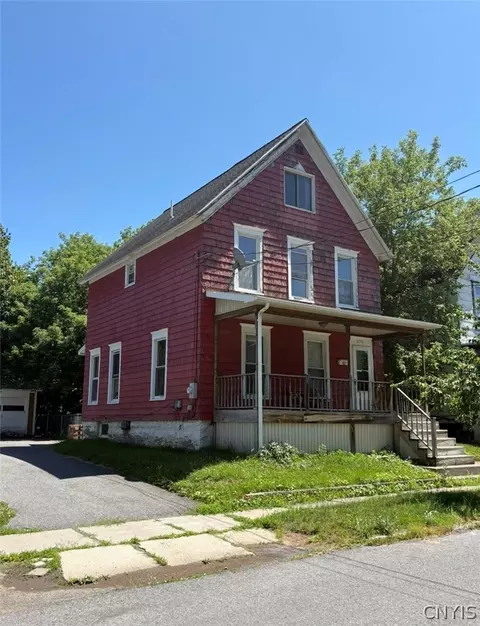 656 Lansing St, Watertown, NY 13601