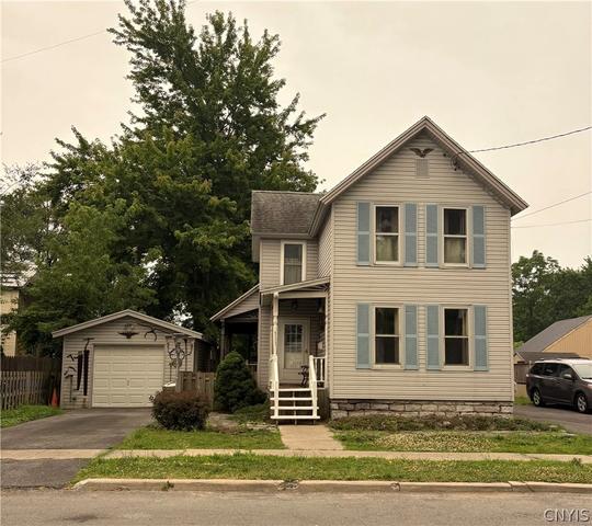 111 W Lynde St, Watertown, NY 13601
