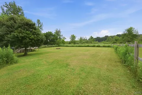 Exterior - 4147 Nelson Rd, Nelson, NY 13035 photo 2 of 7