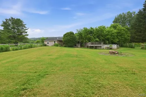 Exterior - 4147 Nelson Rd, Nelson, NY 13035 photo 5 of 7