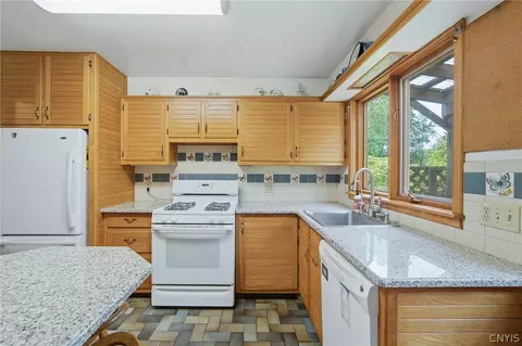 Kitchen - 3625 Doyle Rd, Lysander, NY 13027 photo 1 of 5
