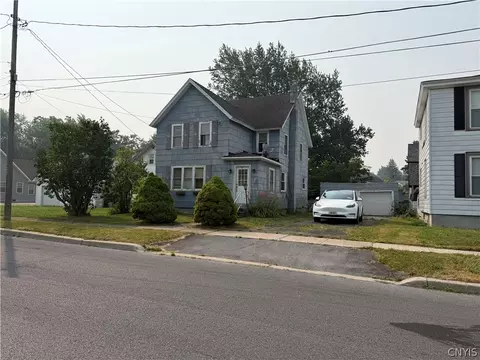 1206 Gill St, Watertown, NY 13601