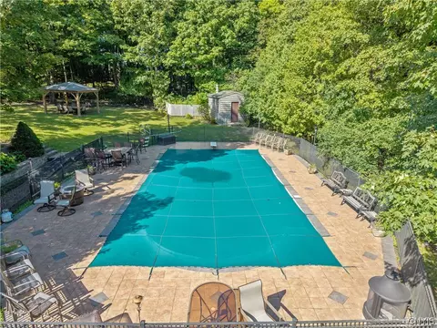 Exterior - 6909 Shalimar Way, Fayetteville, NY 13066 photo 14 of 14