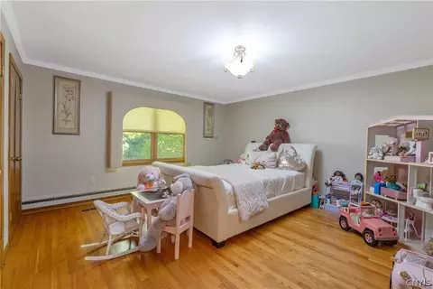 Bedroom - 6909 Shalimar Way, Fayetteville, NY 13066 photo 2 of 9