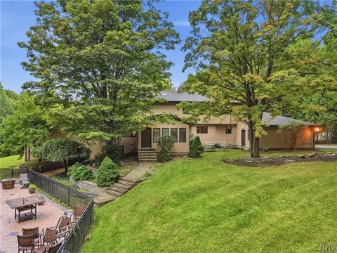 Exterior - 6909 Shalimar Way, Fayetteville, NY 13066 photo 2 of 14