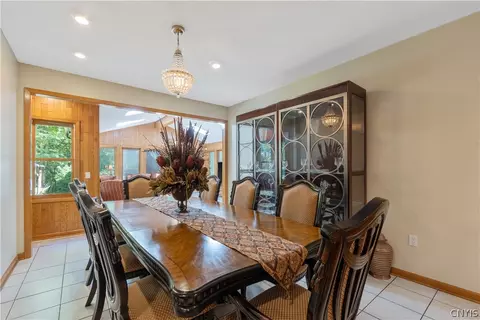 Dining - 6909 Shalimar Way, Fayetteville, NY 13066 photo 3 of 3