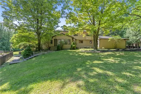 Exterior - 6909 Shalimar Way, Fayetteville, NY 13066 photo 5 of 14