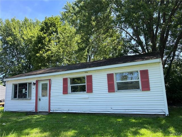 7898 Rinaldo Blvd W, Bridgeport, NY 13030