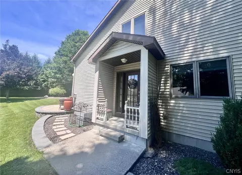3273 Walden Oaks Blvd, Cortlandville, NY 13045