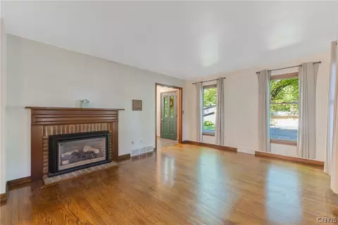Living - 8699 Carpenter Rd, Lysander, NY 13027 photo 2 of 3