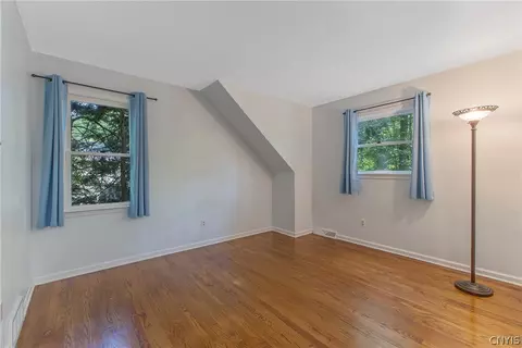 Bedroom - 8699 Carpenter Rd, Lysander, NY 13027 photo 4 of 9