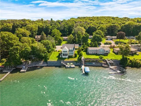 2691 E Lake Rd, Skaneateles, NY 13152