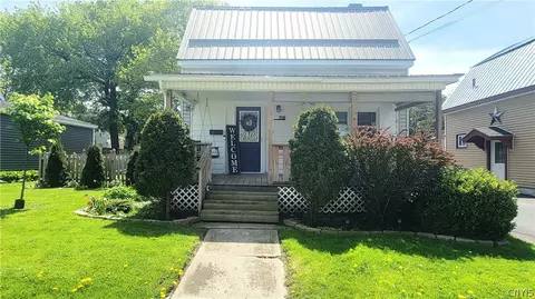 218 Stuart St, Watertown, NY 13601