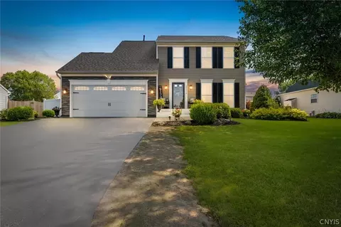 5545 Rockhampton, Clay, NY 13041