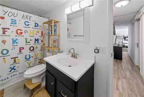 Bath - 123 Watertree Dr, East Syracuse, NY 13057 photo 1 of 2