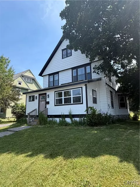 1113 Washington St, Watertown, NY 13601