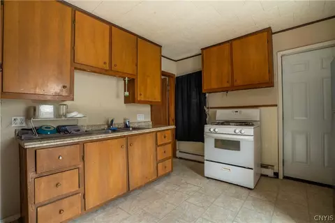 Kitchen - 329-331 King St, Herkimer, NY 13350 photo 2 of 5