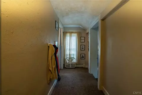 Entry Way - 329-331 King St, Herkimer, NY 13350 photo 2 of 4