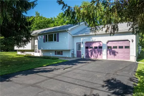 460 N 6th St, Fulton, NY 13069